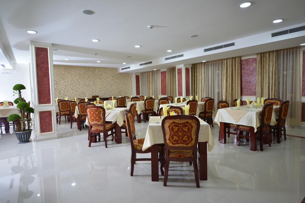 Hotel Gold Skopje Exterior photo
