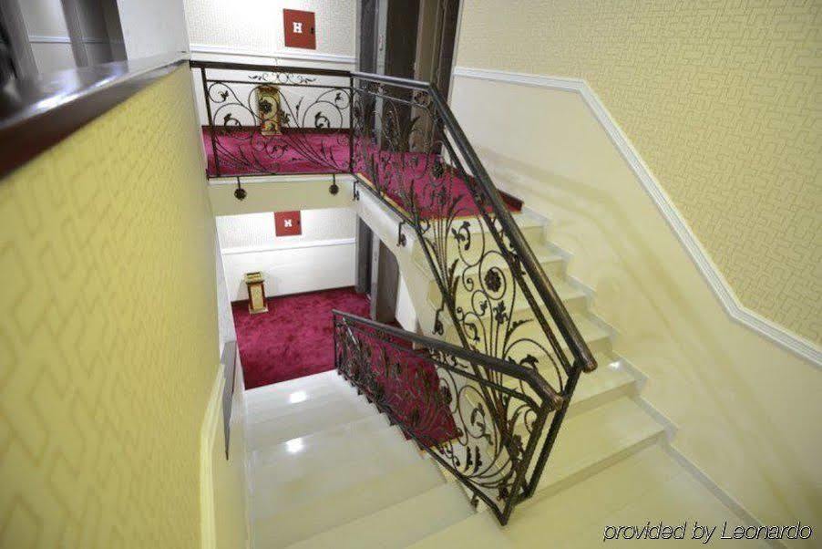 Hotel Gold Skopje Exterior photo