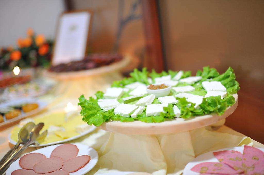 Hotel Gold Skopje Restaurant photo