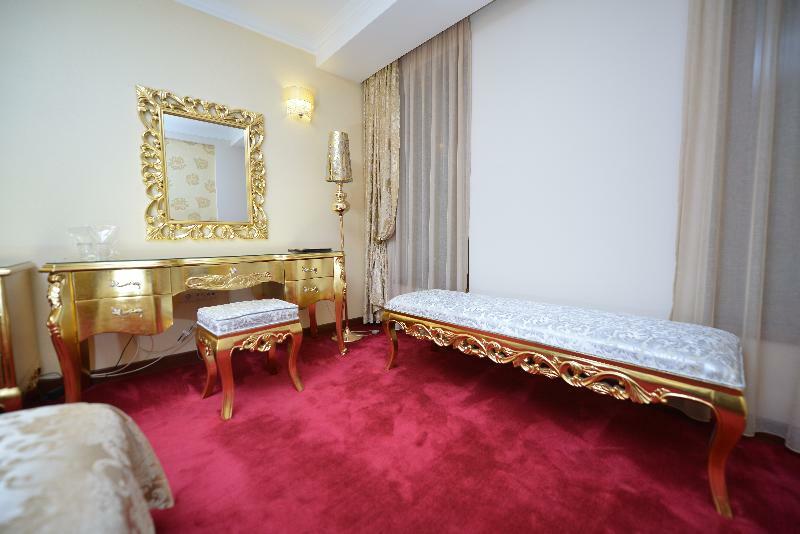 Hotel Gold Skopje Exterior photo